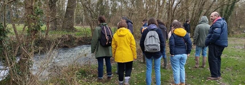 Visite de terrain au marais poitevin - NBRACER L'équipe scientifique est en sortie dans le marais poitevin